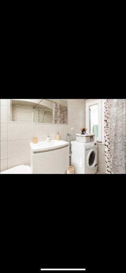 Apartment Vijoleta In City Centre Split Exterior photo